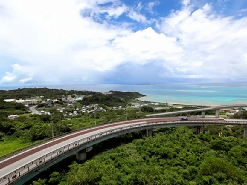 ニライカナイ橋の絶景