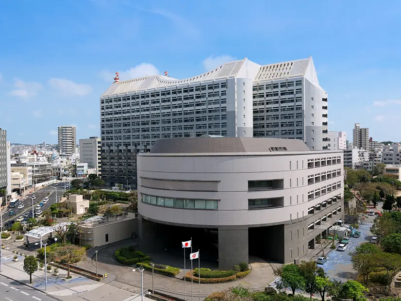 沖縄県庁舎の外観